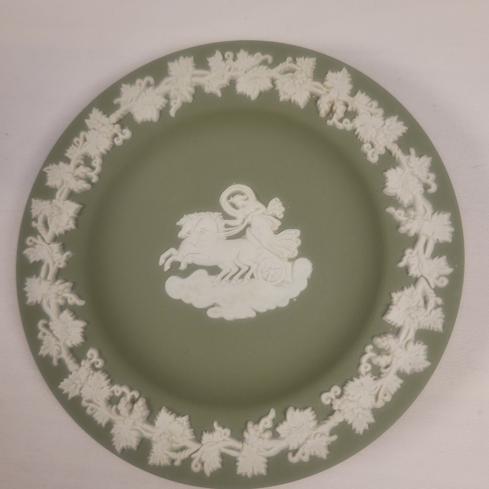 Wedgewood Elegant Green and White Decorative Trinket Plate Small